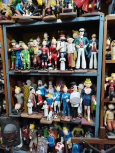 wood sculptors and figurines of tintin and other characters from the tintin comic